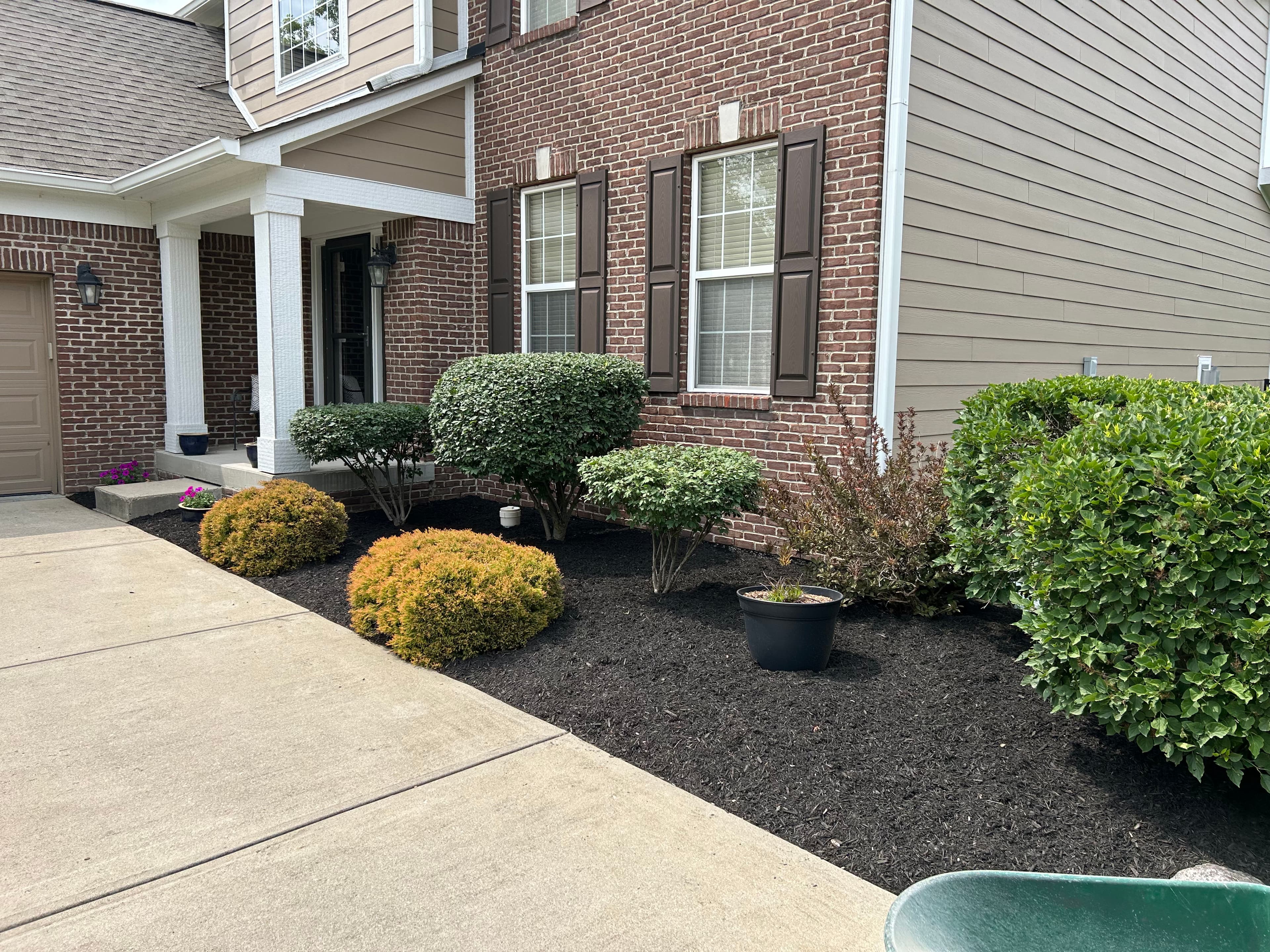 Project Front Yard Mulch Installation Enhances Curb Appeal image
